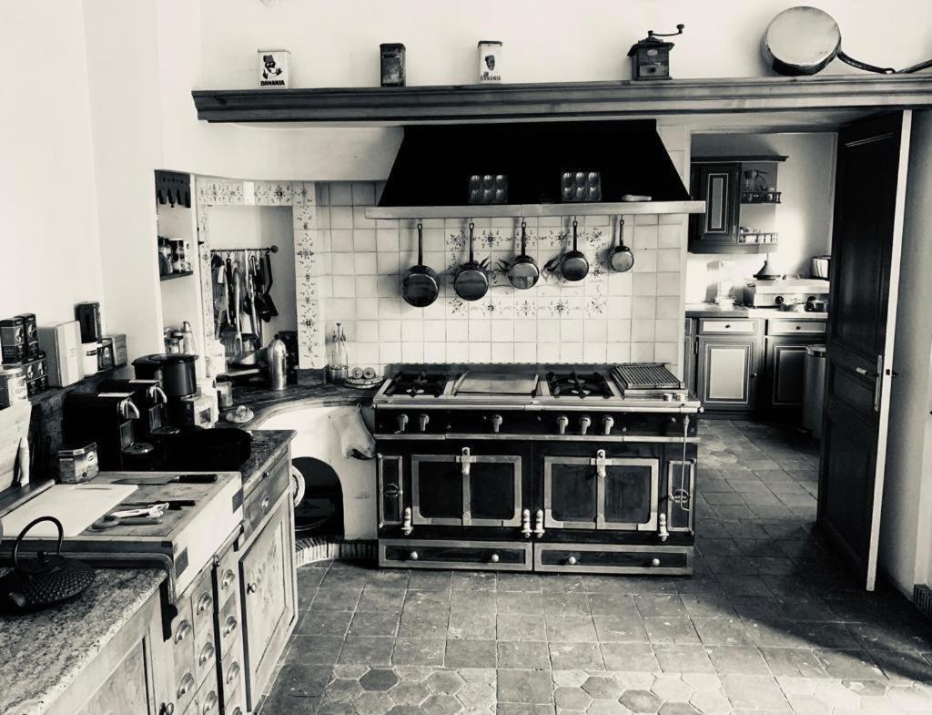 Beautiful Country House Located 50Min From Paris Eiffel Tour - Demeure D'Exception A 50Min De Paris Tour Eiffel Hodent Bagian luar foto